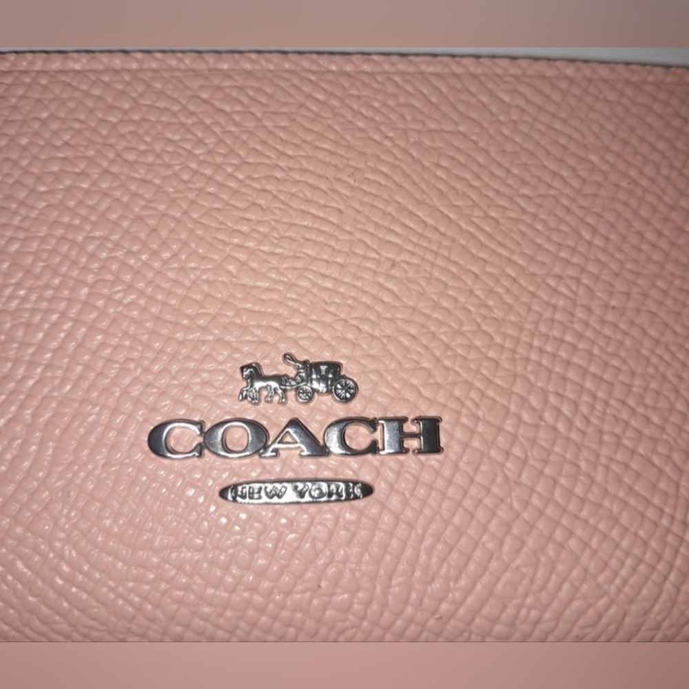 New Coach Leather Shinny ID Case/Keyring With Zipper Pouch In Faded Blush - Picture 8 of 8